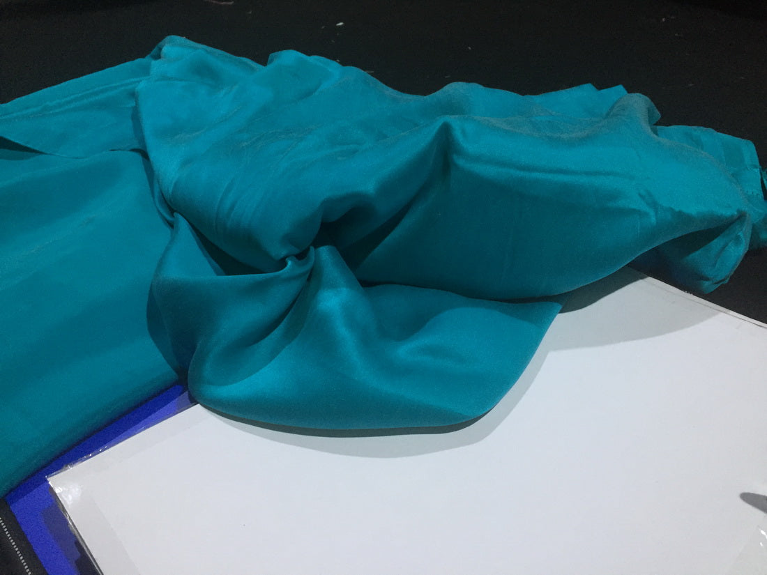 100% Sand wash Silk Satin fabric 44" wide BLUE [10550]