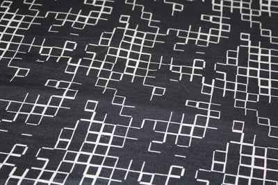 100% Linen Beautiful Black Print Fabric 58" wide[9979]