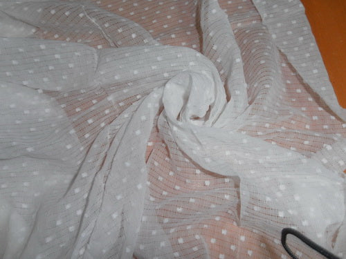 WHITE COTTON VOILE fabric 58" WIDE / dobby/misdent [4506]