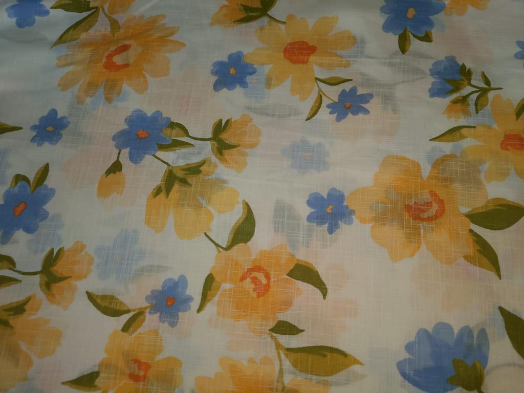 100% Cotton Poplin Floral Print 58" wide [12731]