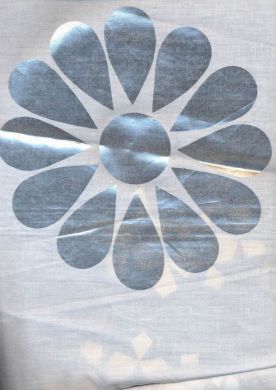 white cotton lawn fabric~foil printed 44" wide [702]