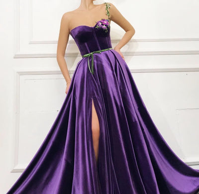 High Quality Italian Purple Velvet Fabric 56" wide  {142 cm} wide[10293]